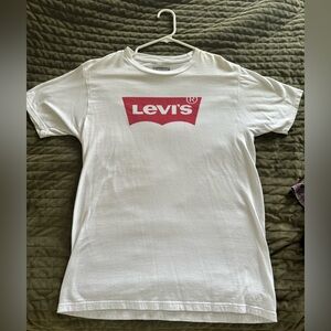 Levi T-shirt white/red mens medium. Great condition no stains or holes